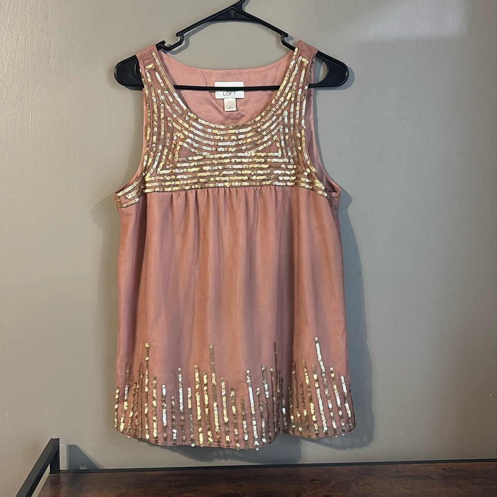 Sequin tank